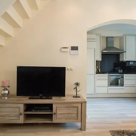 Апартаменты Leidse House I Амстердам